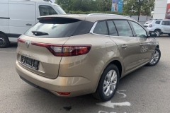 autopůjčovna  kombi  megane 5