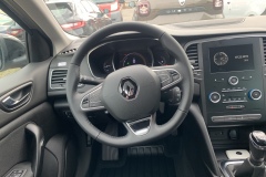 autopůjčovna  kombi  megane 10